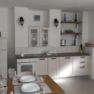 Apartment Loparina, Nerezine
